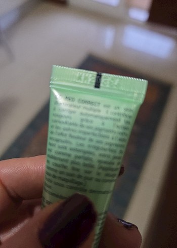 Erborian CC Red Correct Krem 15 ml orijinaldir - Görsel 8