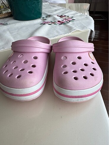 27 Beden pembe Renk Crocs çocuk terliği