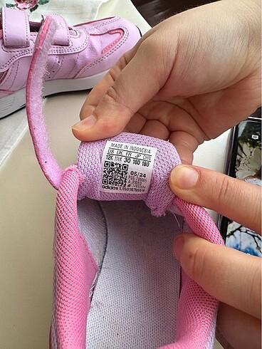 30 Beden pembe Renk Adidas çocuk ayakkabısı