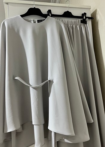 Pelerin Etekli Takım - Görsel 2