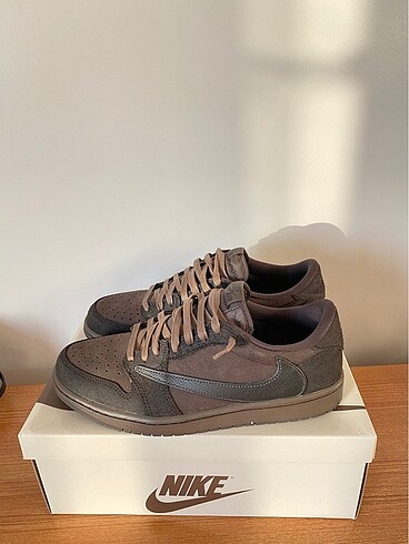 Travis Scott # Air Jordan 1 Low ?Velvet Brown'