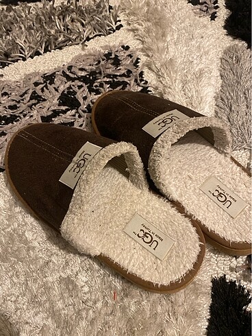 Ugg terlik