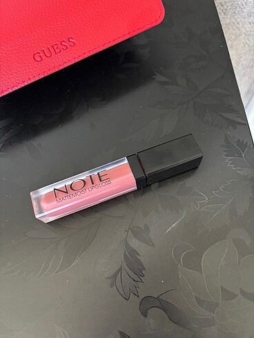 Note Mattemoist Lipgloss Mat Likit Ruj 402 Mat Kiss