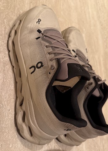 On Sport Bej Gri Erkek Spor Ayakkabı - Görsel 3