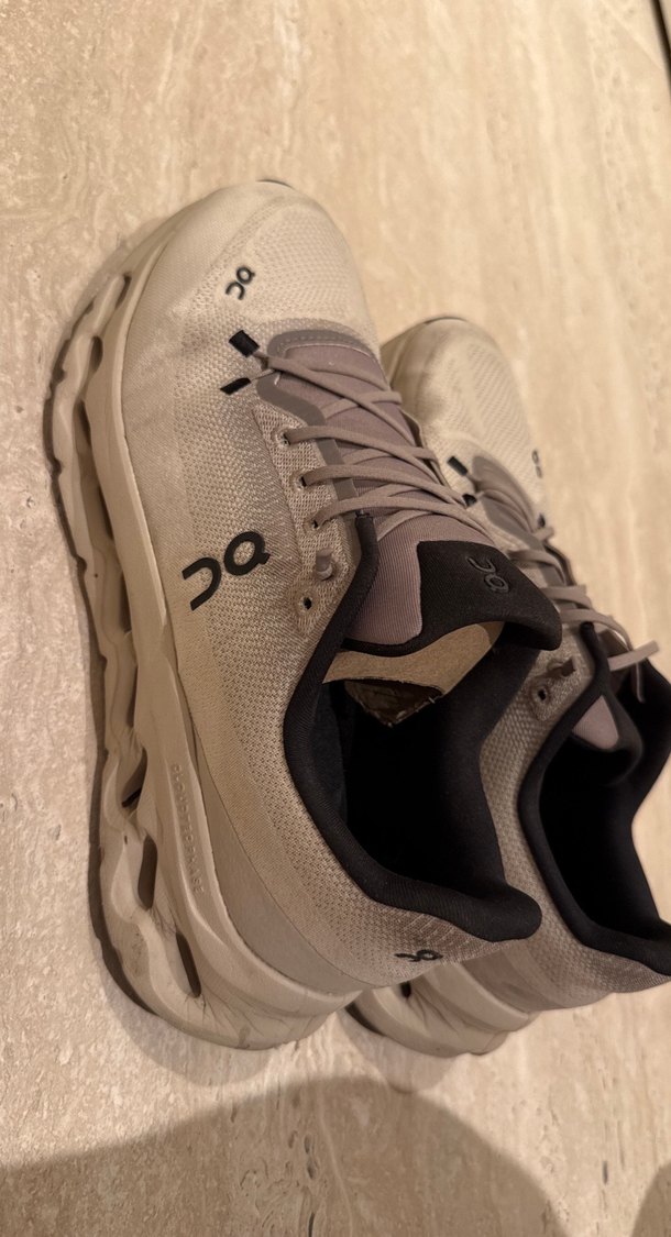 On Sport Bej Gri Erkek Spor Ayakkabı - Görsel 3