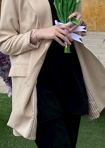 Bej Düğmeli Uzun Kadın Klasik Ceket - Görsel 2