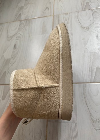 Bej Süet Kemerli Kadın Günlük Dolgu Topuk Bot - Görsel 3