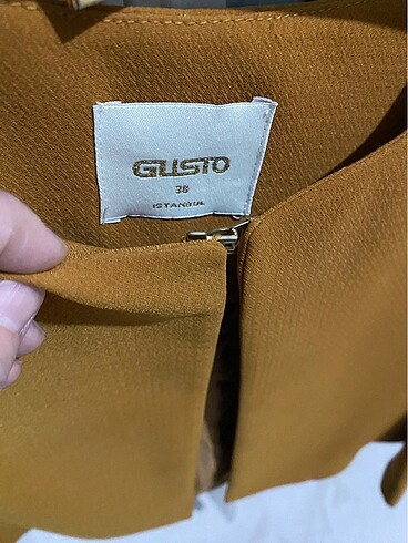 s Beden altın Renk Gusto