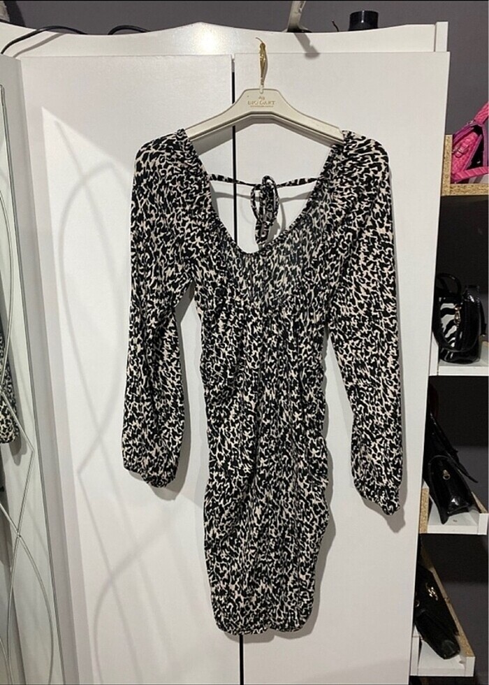 Detaylı elbise - Görsel 4