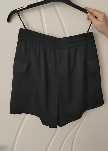 Kadın Siyah Saten Mini Şort Kemerli - Görsel 2