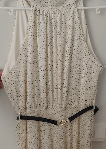 Beyaz Puantiyeli Midi Askılı Elbise - Görsel 3