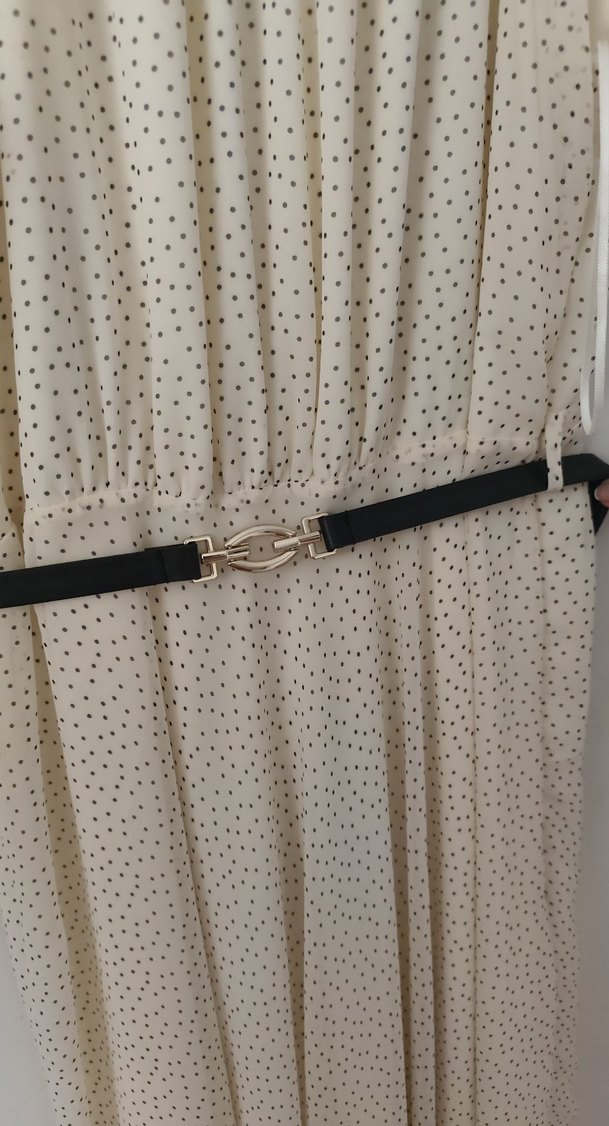 Beyaz Puantiyeli Midi Askılı Elbise - Görsel 2