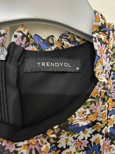 Trendyol & Milla trendyol çiçekli kısa tül elbise