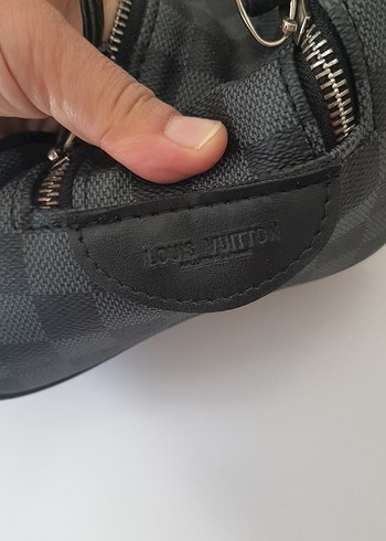  Beden Gri Kare Desenli Fermuarlı kadın spor Çantası