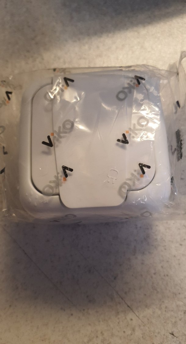 Beyaz Topraklı Priz Palmiye Modeli - Görsel 2