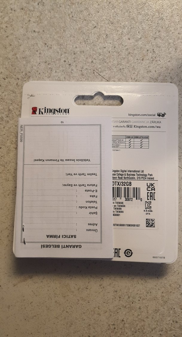 Kingston 32GB USB 3.2 DataTraveler Exodia Flash Bellek - Görsel 2