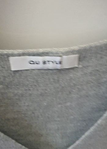 Gri V Yaka Örgü Kadın Süveter - Görsel 2