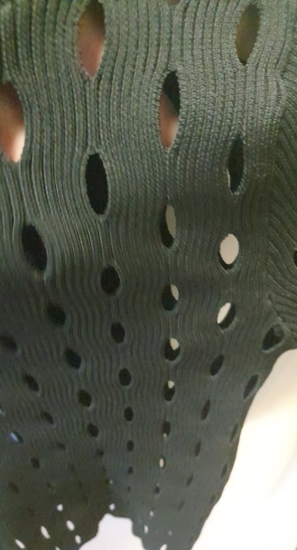 Siyah Örgü Yüksek Yakalı Uzun Kollu Kadın Kazak - Görsel 2