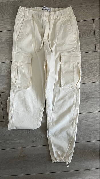 Bershka Bershka kargo cepli jogger pantolon (S)