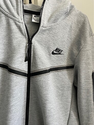 s/m Beden Nike tech fleece