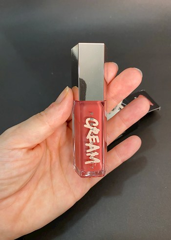 Fenty Beauty Parlak Bej Dudak Parlatıcısı -  Fenty Glow02 - Görsel 2