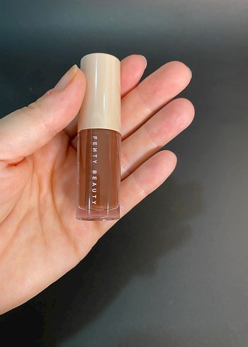 Fenty Beauty Gloss Bomb Lip Gloss 2 ml - hot chocolıt - Görsel 3