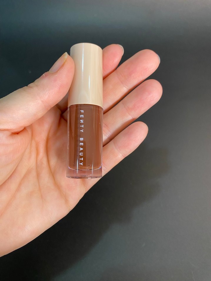 Fenty Beauty Gloss Bomb Lip Gloss 2 ml - hot chocolıt - Görsel 3