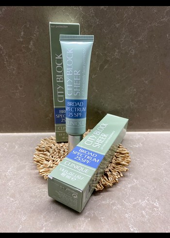 Clinique City Block Sheer SPF 25 Güneş Koruyucu - Görsel 3