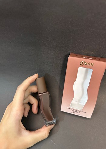 Gisou Lip Gloss - Milky Mocha - Görsel 6