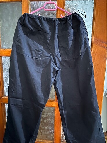 Stradivarius Paraşüt pantolon