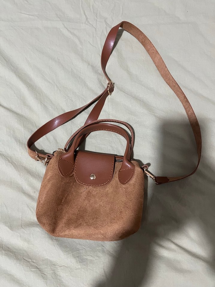 Kahverengi Süet Kadın Omuz Çantası - Görsel 2