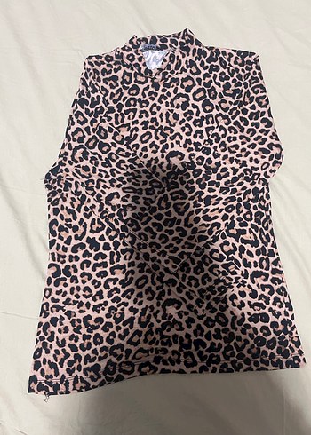 Düğmeli Leopar Desenli Uzun Kollu Bluz - Görsel 3