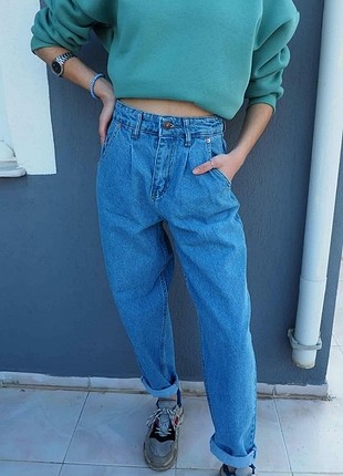 Mom jeans