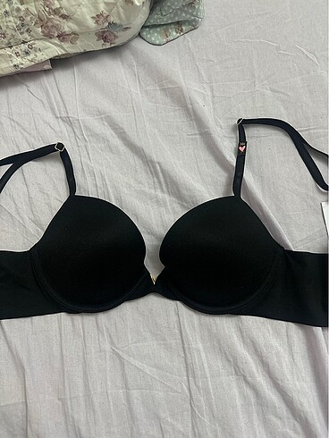 36 Beden siyah Renk Victoria secret toparlayıcı südyen 34B