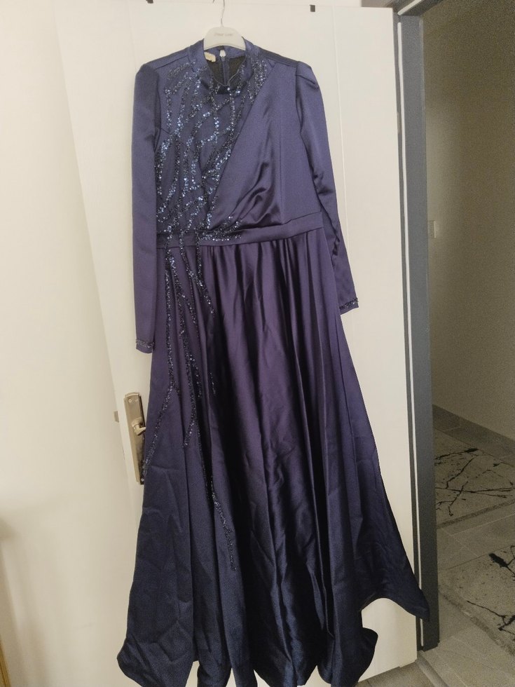 Uzun Kollu gece mavisi İşlemeli Abiye Elbise - Görsel 2