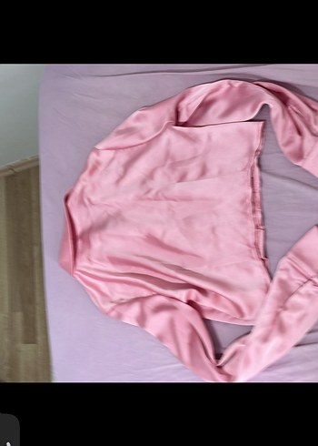 Stradivarius Pembe Düğmeli Saten Gömlek