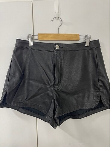 s Beden H&M deri şort
