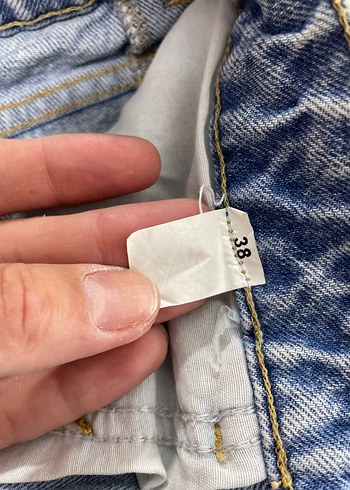 38 Beden mavi Renk Kadın Mavi Yırtık Denim Mini Şort