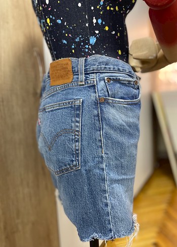 27 Beden Levis Düğmeli Mini Mavi Kadın Denim Şort