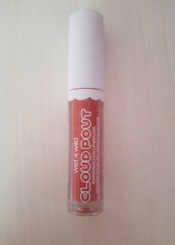 Wet n Wild Cloud Pout Pastel Ruj