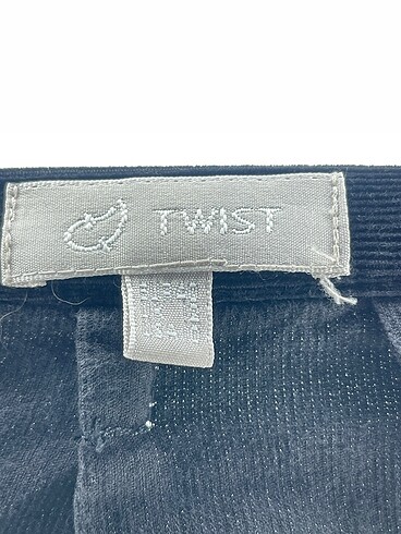 40 Beden siyah Renk Twist Midi Etek %70 İndirimli.