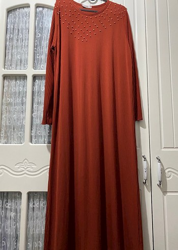 Uzun Kollu Kırmızı Piliseli Triko Elbise - Görsel 2