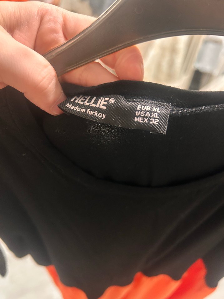 Siyah Uzun Keten Elbise, Fırfırlı, Geniş Kesim - Görsel 5