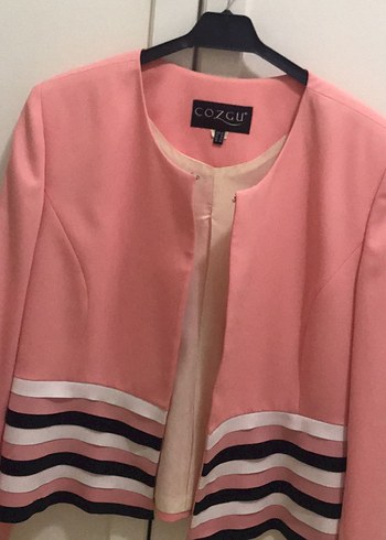 Zara Cozgu Pembe Cizgili Kadin Ceket