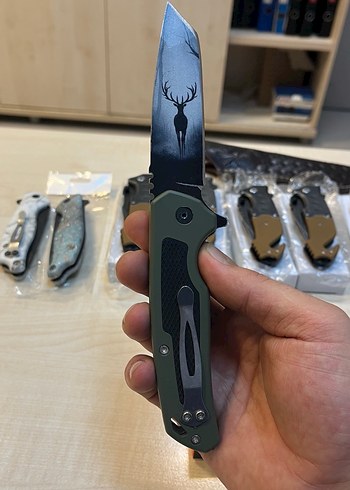 Geyik Figürlü Katlanır Bıçak - Haki - Görsel 2