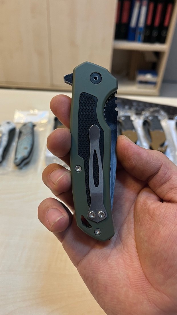 Geyik Figürlü Katlanır Bıçak - Haki - Görsel 4