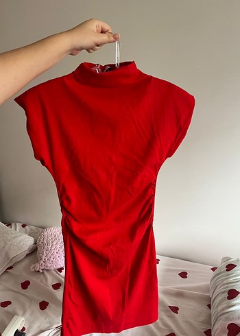 Stradivarius Kırmızı Midi Elbise