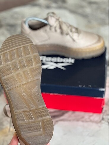 37,5 Beden camel Renk Reebok ayakkabı