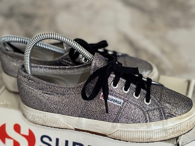 37 Beden Superga ayakkabı