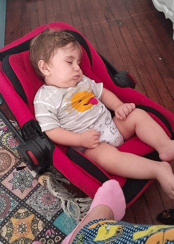 9- 18 kg Beden Kırmızı Bebek Oto Koltuğu